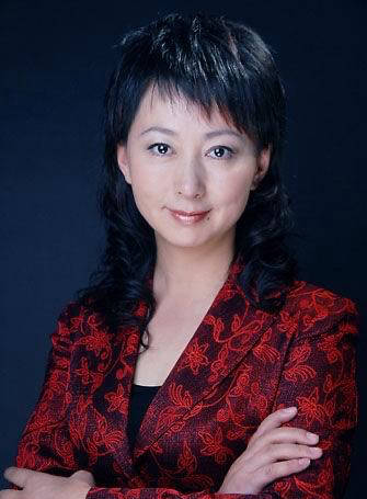 而且在防守